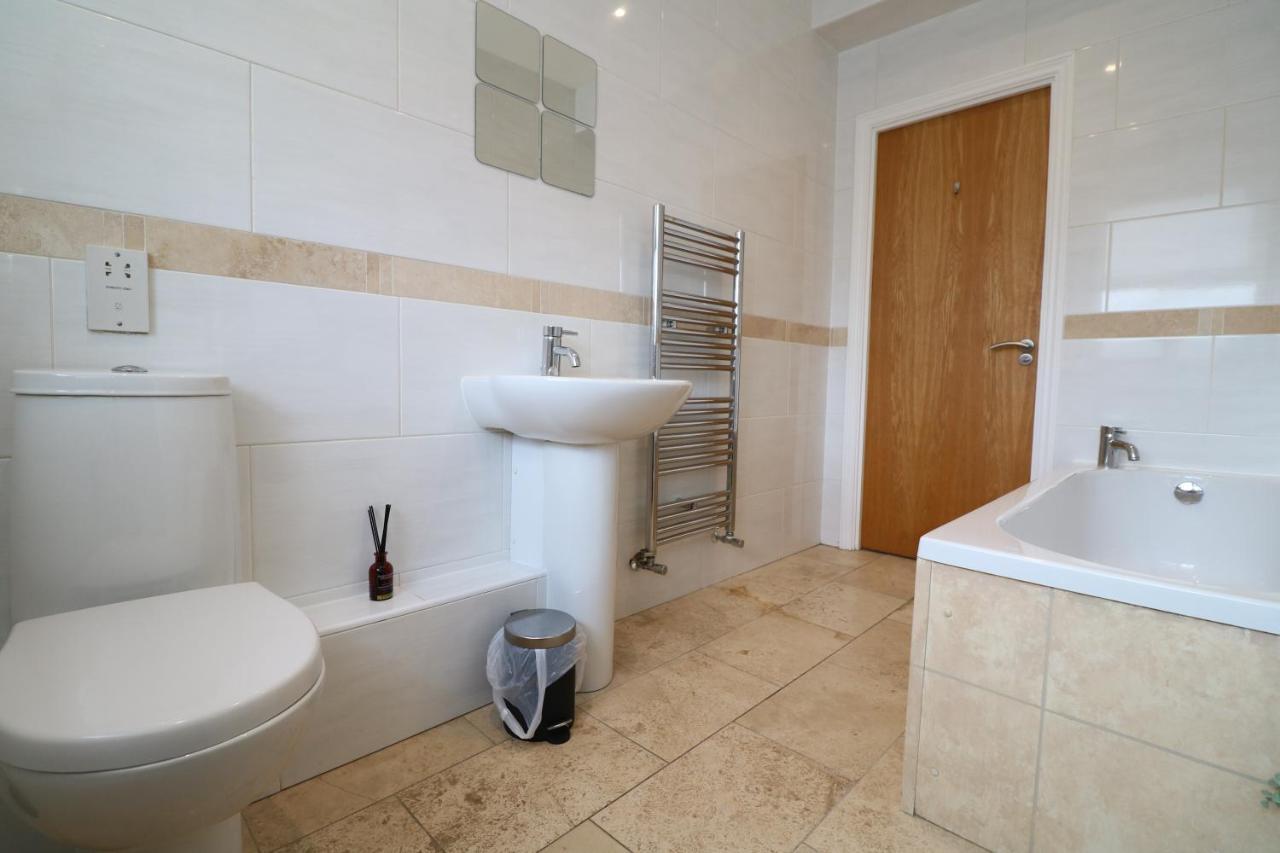Luxury Spacious 2 Bed Apartment Free Ample Parking Sunderland  Dış mekan fotoğraf